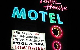 The Town House Motel